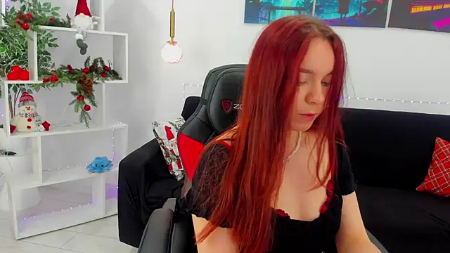 NoraHaynes online show from 15, 12, 2025