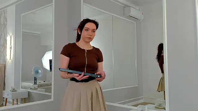 Snapshot of NoraHaynes chatting on 28, 2, 2026 NoraHaynes online show from 28, 2, 2026