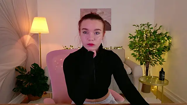 NoraHaynes online show from 14, 7, 2026