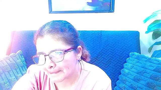 Snapshot of Linda_banks_ chatting on 24, 10, 2025 Linda banks online show from 24, 10, 2025