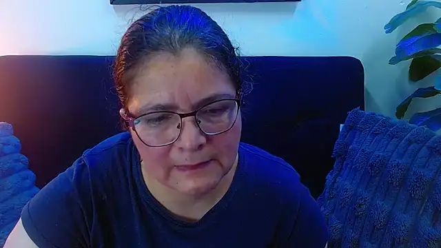 Snapshot of Linda_banks_ chatting on 25, 10, 2025 Linda banks online show from 25, 10, 2025