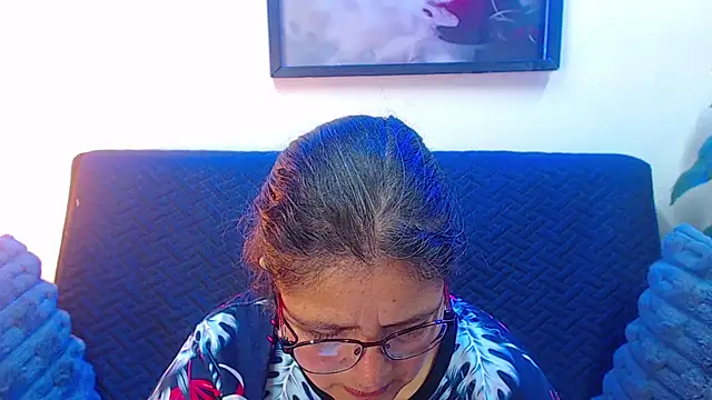 Snapshot of Linda_banks_ chatting on 6, 11, 2025 Linda banks online show from 6, 11, 2025