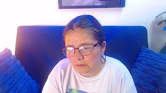 Snapshot of Linda_banks_ chatting on 23, 11, 2025 Linda banks online show from 23, 11, 2025