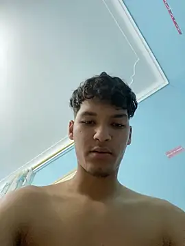 Snapshot of dermino12 chatting on 3, 11, 2025 dermino12 online show from 3, 11, 2025