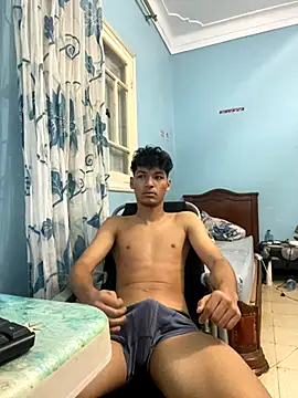 Snapshot of dermino12 chatting on 6, 11, 2025 dermino12 online show from 6, 11, 2025