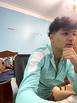 Snapshot of dermino12 chatting on 28, 11, 2025 dermino12 online show from 28, 11, 2025