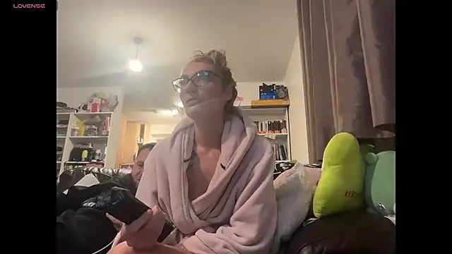 harleyblair online show from 27, 10, 2025