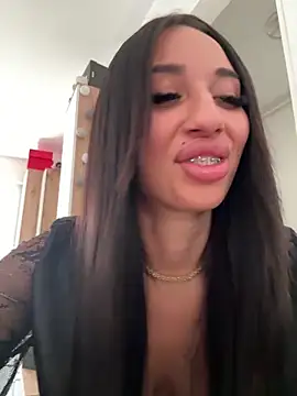 Snapshot of BlueEyes_BB chatting on 17, 6, 2026 BlueEyes BB online show from 17, 6, 2026