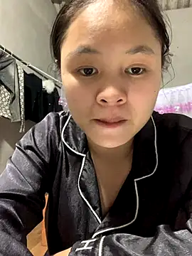 Snapshot of NhuFox chatting on 20, 9, 2025 NhuFox online show from 20, 9, 2025