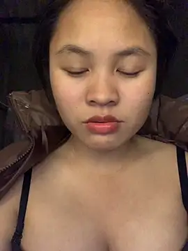 NhuFox online show from 2, 12, 2025