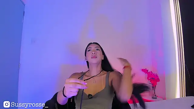 Snapshot of Sussyrosse_ chatting on 17, 9, 2025 Sussyrosse online show from 17, 9, 2025