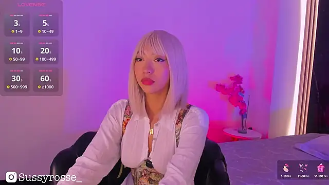 Snapshot of Sussyrosse_ chatting on 28, 9, 2025 Sussyrosse online show from 28, 9, 2025