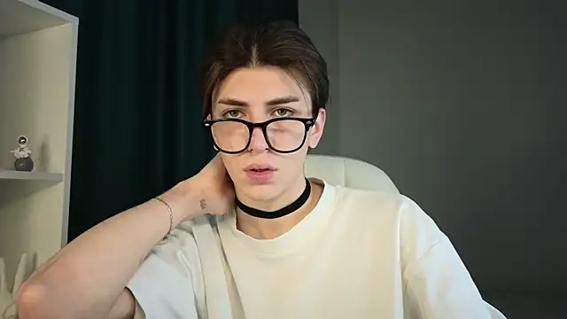 Snapshot of Oliver_Starboy chatting on 23, 9, 2025 Oliver Starboy online show from 23, 9, 2025