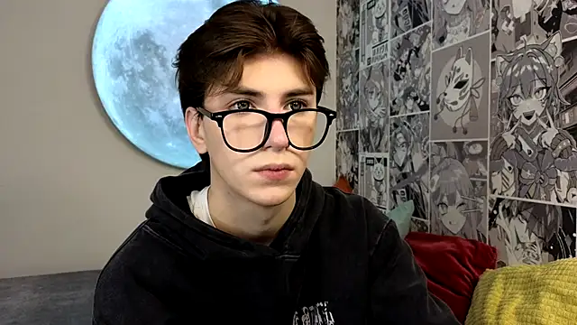 Snapshot of Oliver_Starboy chatting on 16, 10, 2025 Oliver Starboy online show from 16, 10, 2025