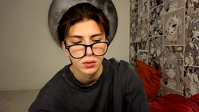 Snapshot of Oliver_Starboy chatting on 18, 10, 2025 Oliver Starboy online show from 18, 10, 2025