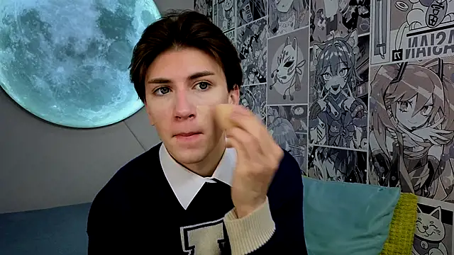 Snapshot of Oliver_Starboy chatting on 20, 10, 2025 Oliver Starboy online show from 20, 10, 2025