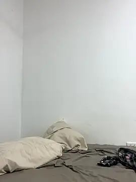 Snapshot of johanageminis chatting on 4, 10, 2025 johanageminis online show from 4, 10, 2025