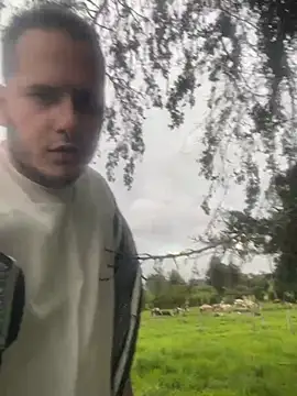 Pablo EscobarGomez online show from 19, 2, 2026