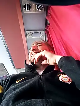 mert0359 online show from 30, 9, 2025