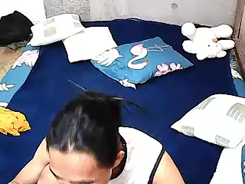 xxhottinybabe online show from 15, 6, 2026