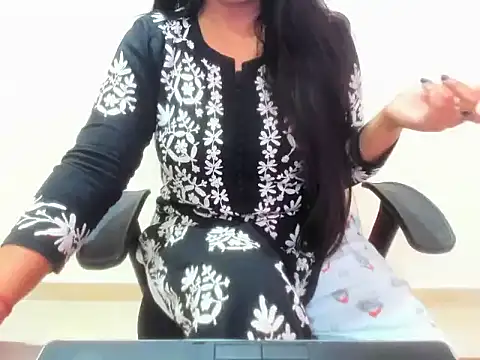 Snapshot of Hina_Chaudhary chatting on 12, 3, 2026 Hina Chaudhary online show from 12, 3, 2026