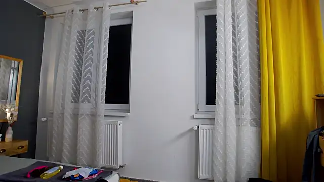 Jessica White  online show from 26, 11, 2025