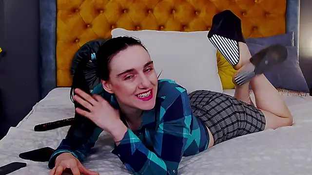 Snapshot of Jessica_White_ chatting on 10, 4, 2026 Jessica White online show from 10, 4, 2026