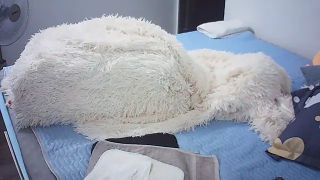 Linh linh01 online show from 23, 10, 2025