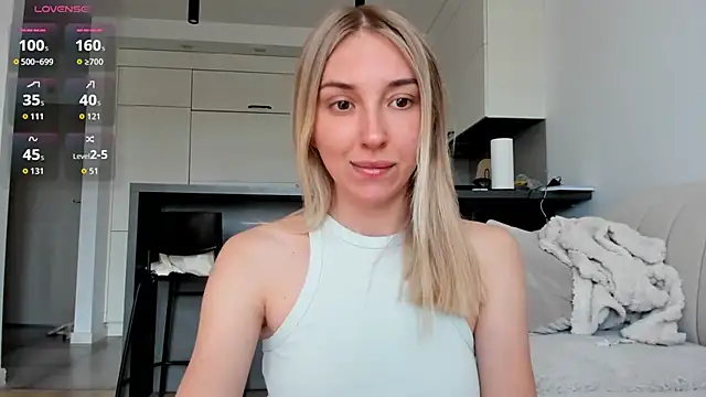 Snapshot of Sunny_Rina_ chatting on 16, 6, 2026 Sunny Rina online show from 16, 6, 2026