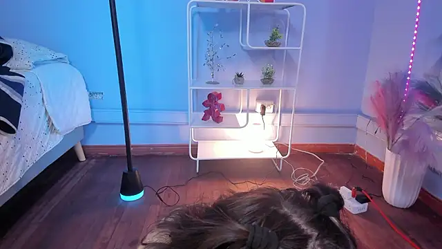 Snapshot of Hannahpage chatting on 9, 2, 2026 Hannahpage online show from 9, 2, 2026