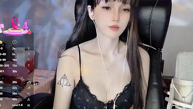 Snapshot of twlilybae chatting on 20, 7, 2026 twlilybae online show from 20, 7, 2026