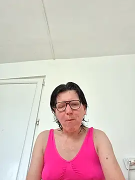 Vera Elle online show from 8, 3, 2026