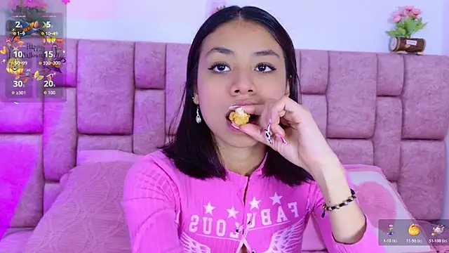 ScarlettLuxe online show from 26, 10, 2025