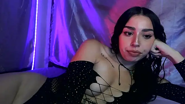 sweetbrunette22 online show from 11, 2, 2026