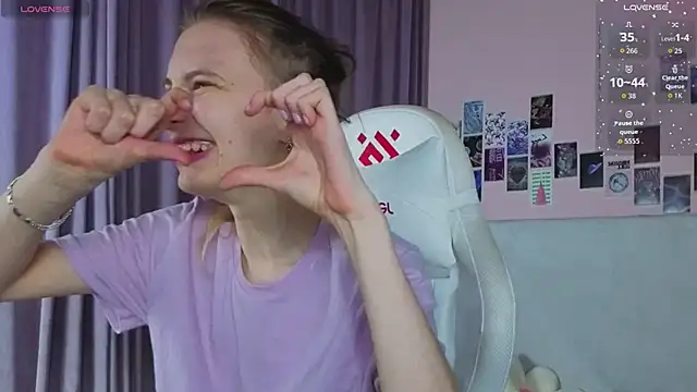 kaleriyaa  online show from 11, 4, 2026