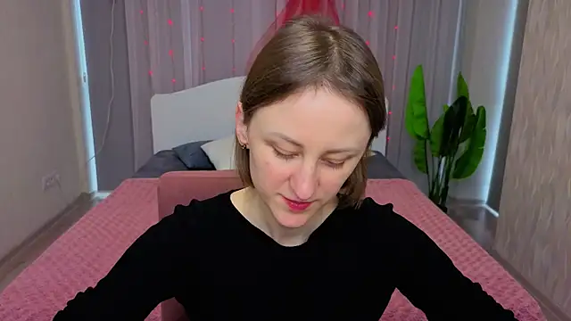 LuluChiiii online show from 21, 12, 2025