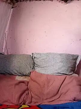 Snapshot of yummyhottie-clit chatting on 16, 9, 2025 yummyhottie-clit online show from 16, 9, 2025