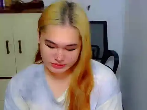 Snapshot of Annierose_ts chatting on 2, 2, 2026 Annierose ts online show from 2, 2, 2026