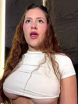 Snapshot of ALYSON_HARPER chatting on 15, 10, 2025 ALYSON HARPER online show from 15, 10, 2025