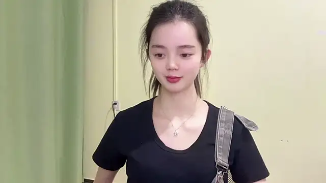 Nicole-13 online show from 2, 2, 2026