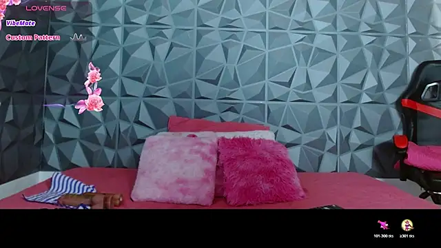 suzanhot 30 online show from 27, 3, 2026