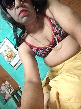 Snapshot of hot_silkkol chatting on 4, 11, 2025 hot silkkol online show from 4, 11, 2025