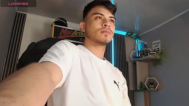 Bastian MCcormick online show from 8, 10, 2025