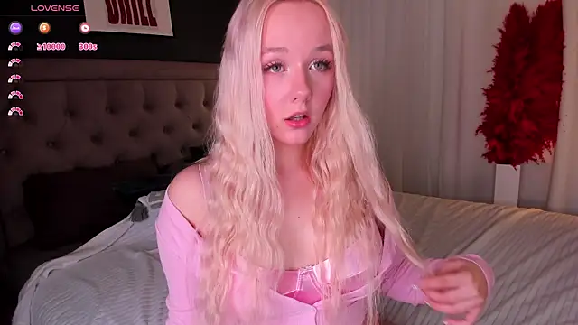 Snapshot of MissBunnyDoll chatting on 1, 8, 2026 MissBunnyDoll online show from 1, 8, 2026