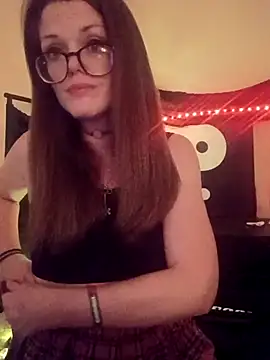 Snapshot of NovaVade chatting on 10, 9, 2025 NovaVade online show from 10, 9, 2025