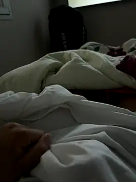 Snapshot of imed692 chatting on 24, 9, 2025 imed692 online show from 24, 9, 2025