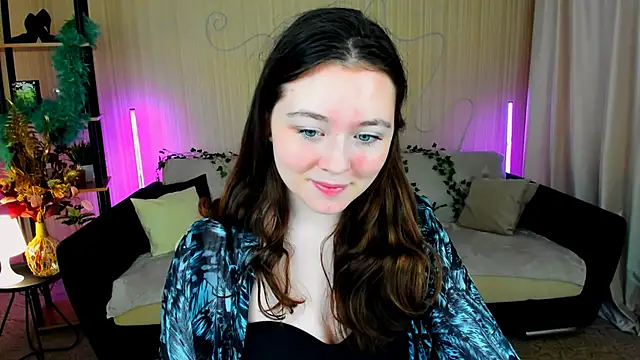 AlluringLookk online show from 15, 11, 2025