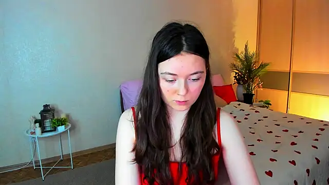 AlluringLookk online show from 7, 7, 2026