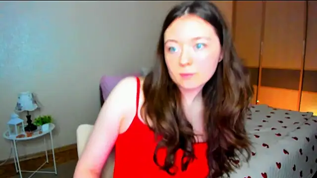 AlluringLookk online show from 15, 7, 2026