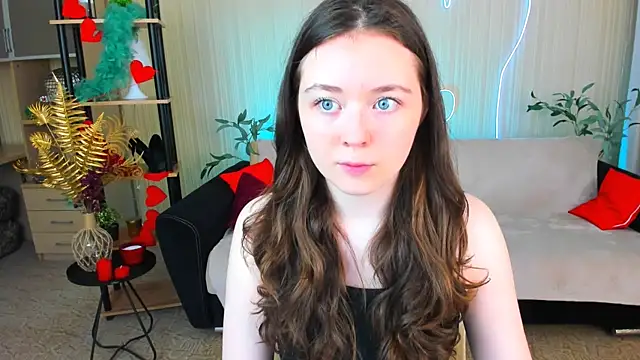 AlluringLookk online show from 18, 7, 2026